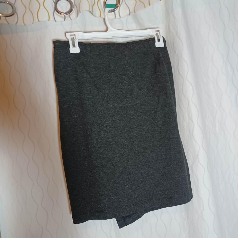 CABI grey skirt